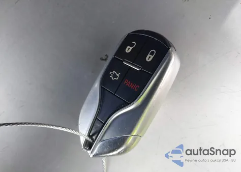 2015 Maserati Ghibli z USA, uszkodzony, nr VIN ZAM57XSA1F1144073